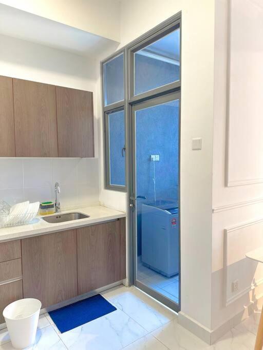 Netflix Two Bedroom Troika Kota Bharu Homestay 118 エクステリア 写真