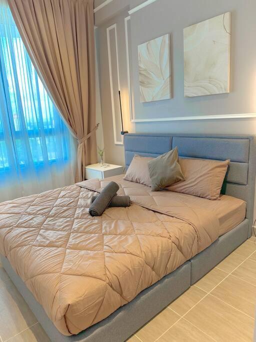 Netflix Two Bedroom Troika Kota Bharu Homestay 118 エクステリア 写真