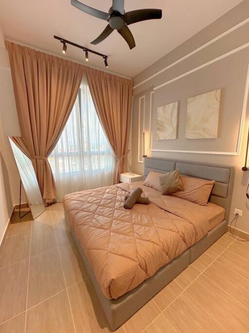 Netflix Two Bedroom Troika Kota Bharu Homestay 118 エクステリア 写真