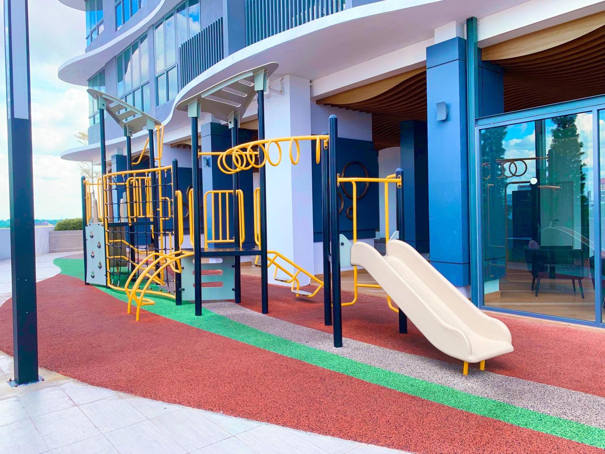 Netflix Two Bedroom Troika Kota Bharu Homestay 118 エクステリア 写真